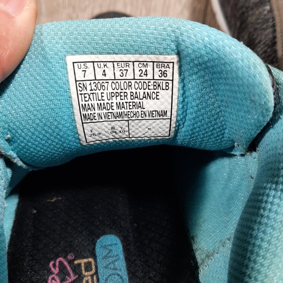 Sketchers Air-Cooled Memory Foam Size 7 - Picture 4 of 15